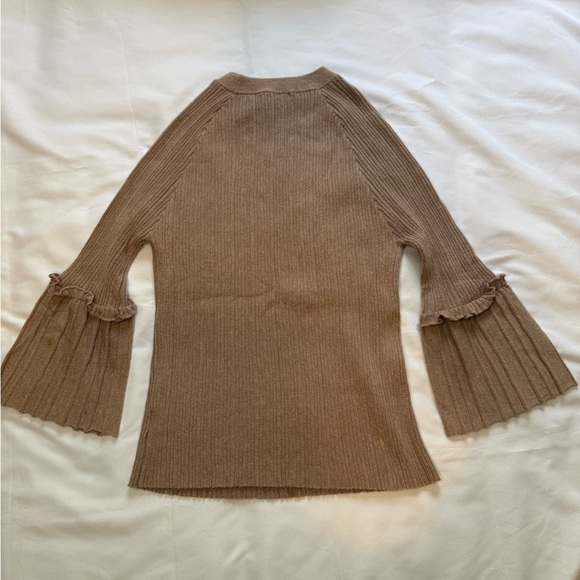 Kerisma Tan Knit Sweater Size Small - Picture 2 of 5